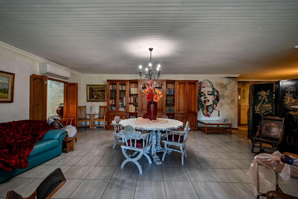 בלומפונטייין Iszis Guest House מראה חיצוני תמונה