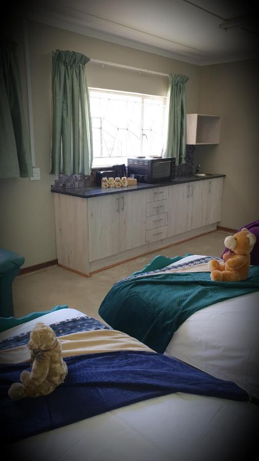 בלומפונטייין Iszis Guest House מראה חיצוני תמונה